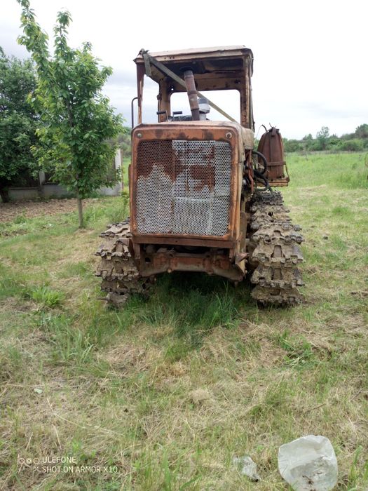 Трактор гусентчний
