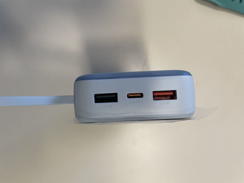 Павербанк Power Bank 20000mAh з LED-дисплеєм та подвійним виходом