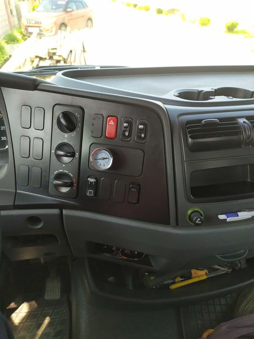 Манипулятор самосвал Мерседес Атего