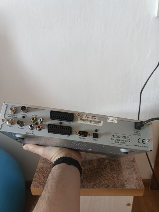 Цифровий тюнер супутникового телебачення Sirius DSR-200