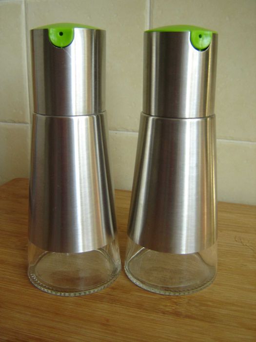 Dozowniki do oliwy oleju