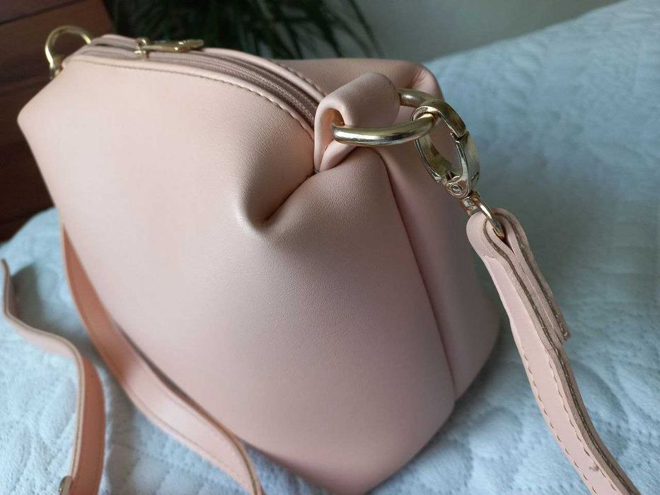 Сумка з ремінцем