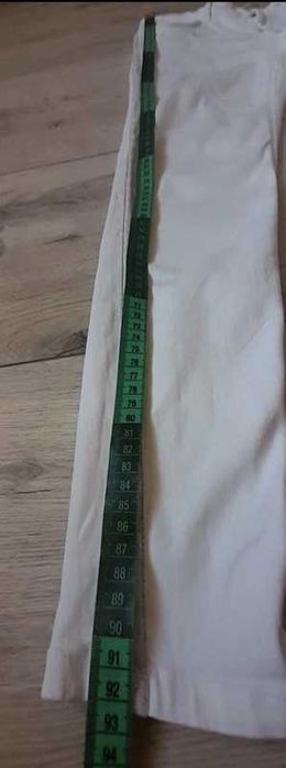 Spodnie damskie na lato ,białe ze srebrnymi lampasami .Zara Basic