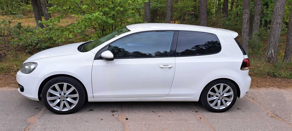 VW Felgi 17" + opony lato stan bardzo dobry