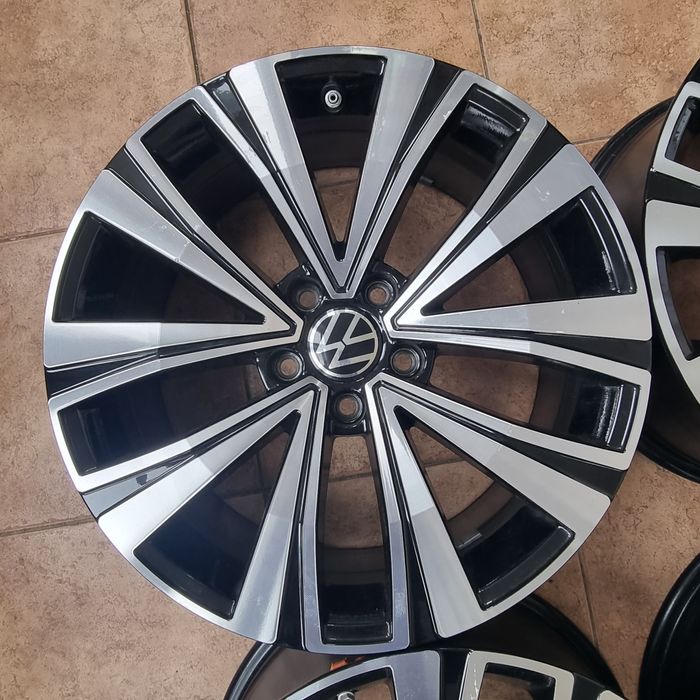 Диски VW R18 5x112 8j ET40 ЦО57.1 оригінал