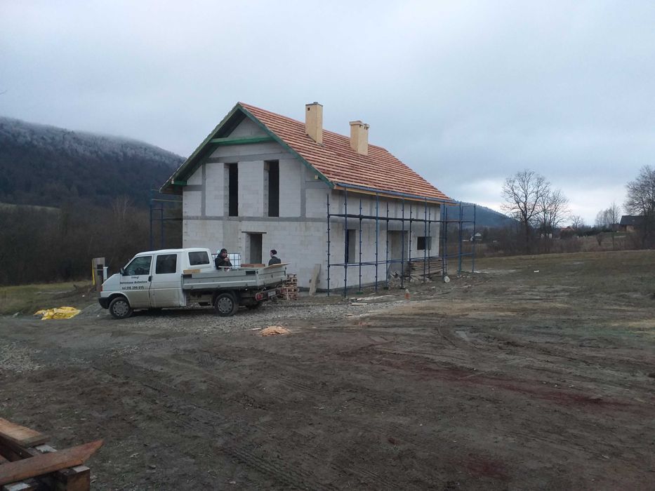 Budowa domów jednorodzinnych ,stan surowy otwarty oraz usługi koparko