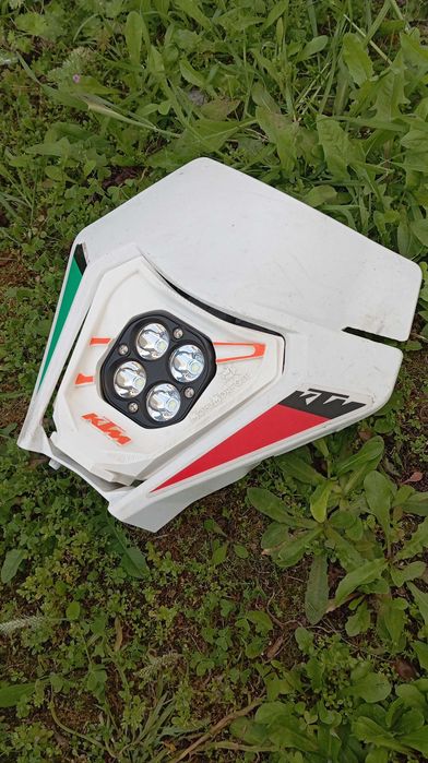 Farol LED KTM enduro