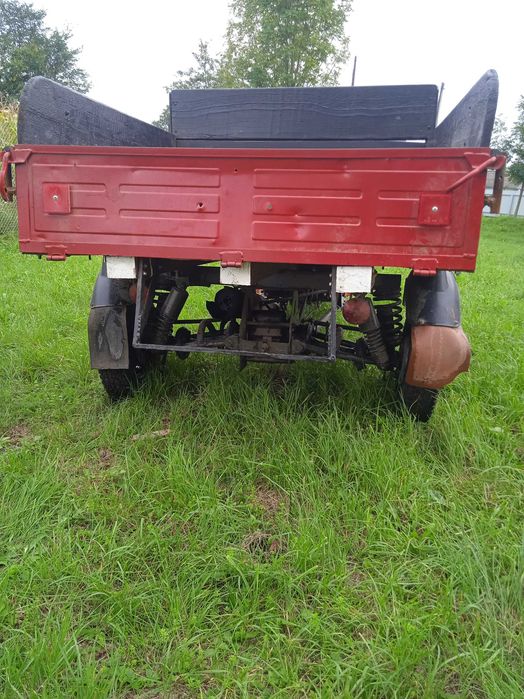 Муравей  з документами все перебране