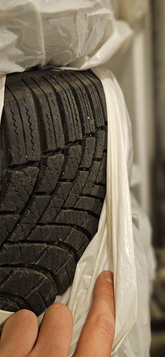 Opony zimowe Bridgestone 205/60/R16