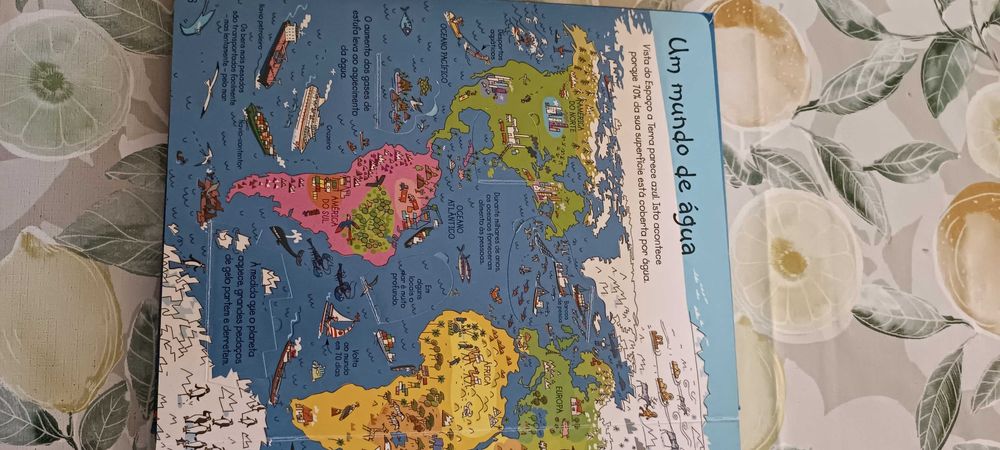 Livro Espreita o Planeta Terra