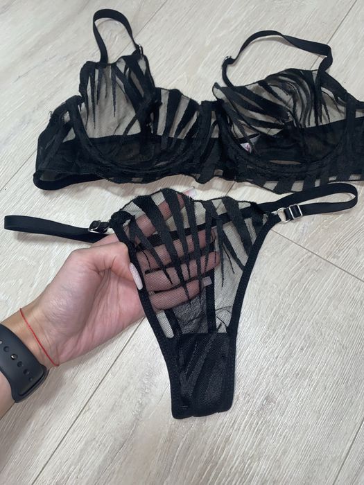 Жіночий комплект білизни