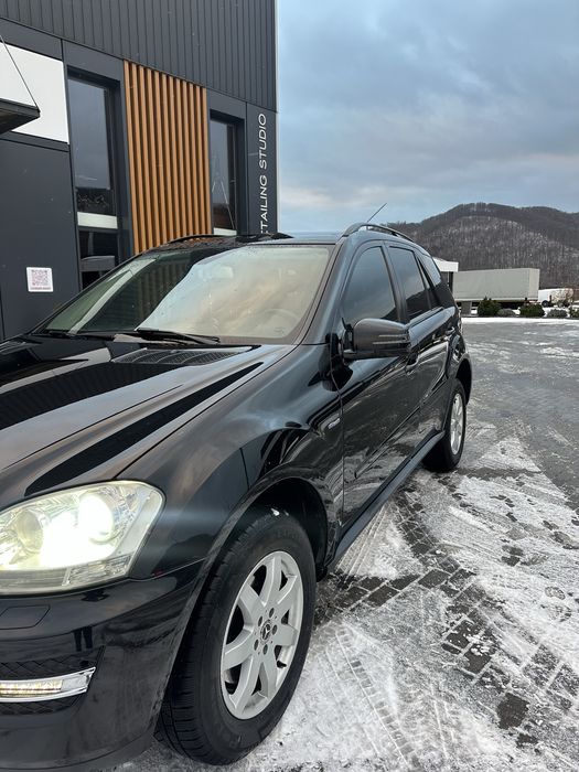 Mercedes Benz ML300CDI