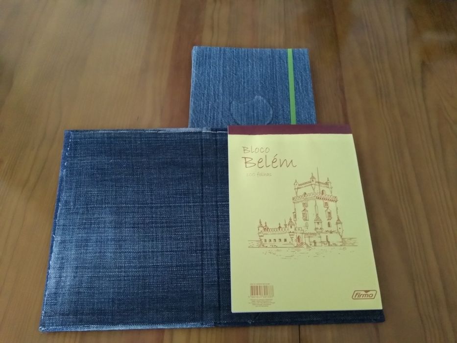 2 Capas com blocos de apontamentos