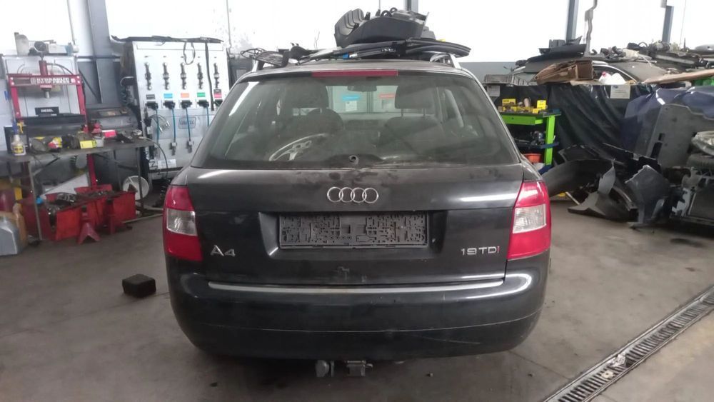 Tablier Audi A4 Avant 1.9 tdi 130cv 2004 8E B6