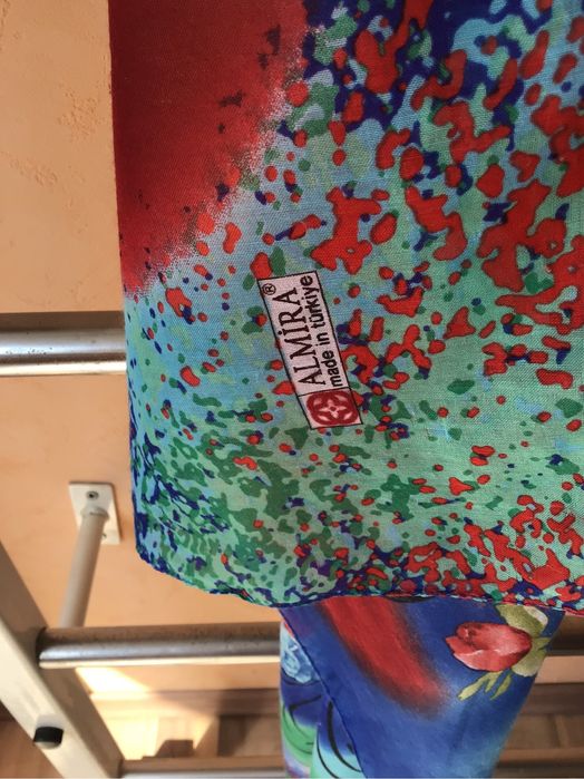 Платки, шарфы шелковые и бандана