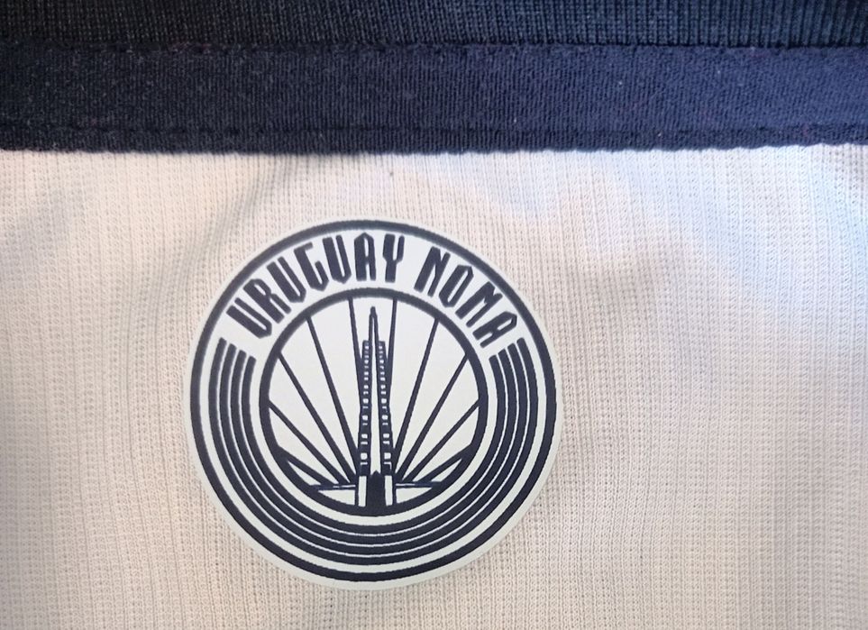 Camisola Uruguai Alternativa - Tamanho L