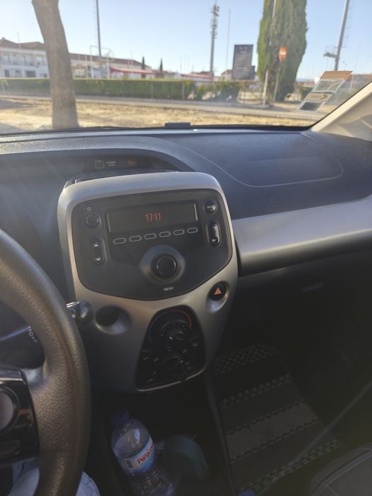 Peugeot 108 muito bom estado