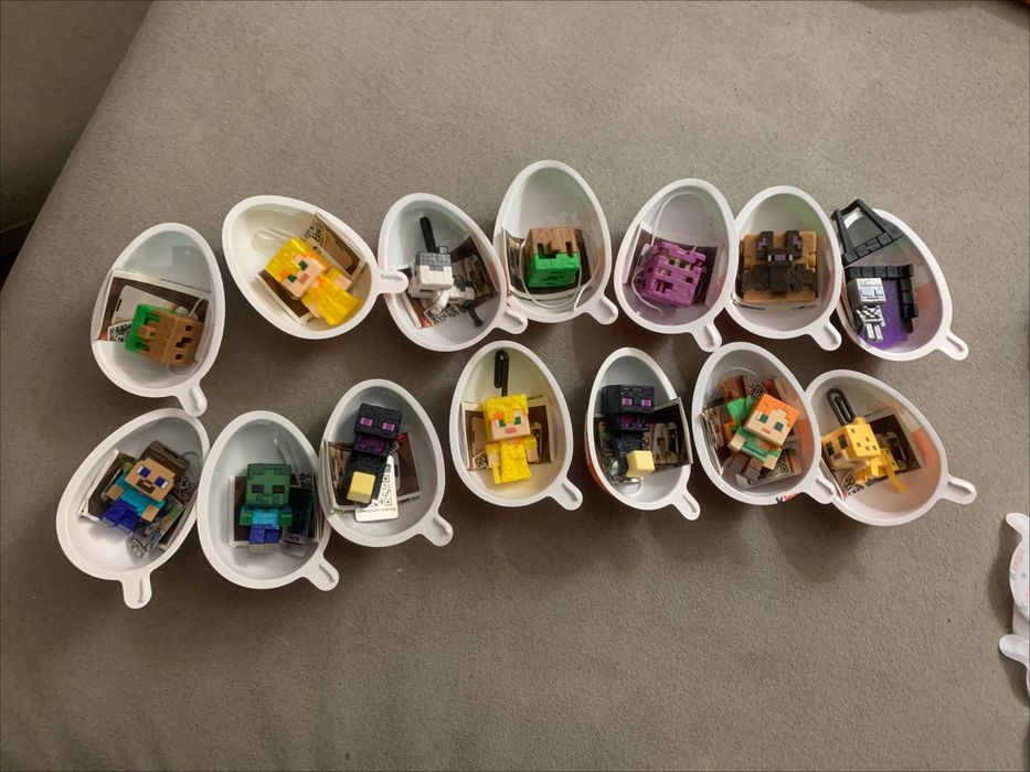 Kinder joy minecraft фігурки продаж/обмін