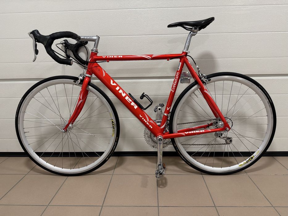 Rower szosowy, kolarka VINER Evolution, rama Alu 56cm. Shimano 105