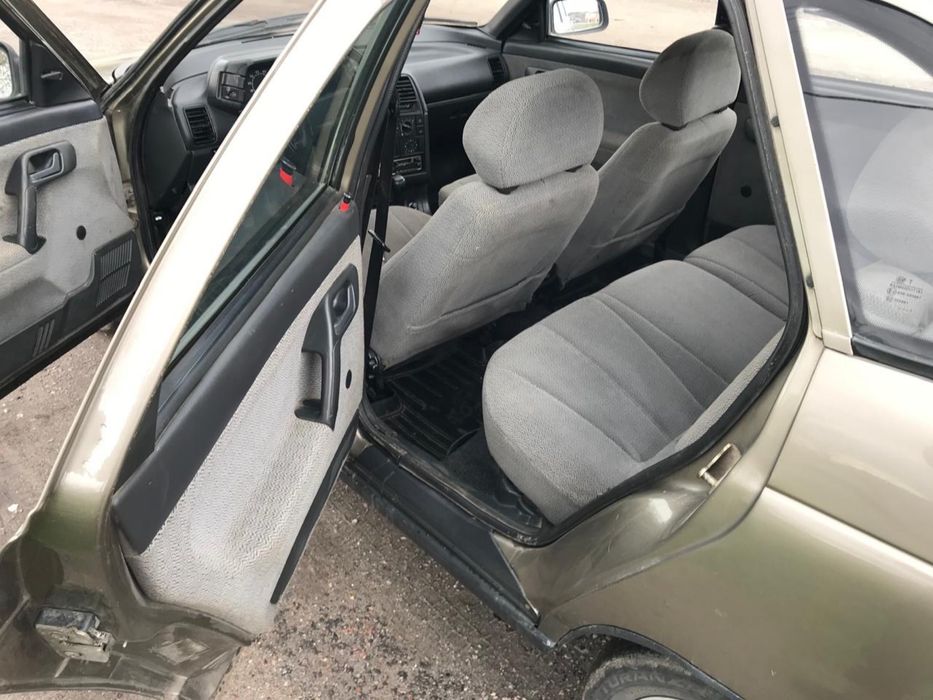 Авто  Ваз 21112