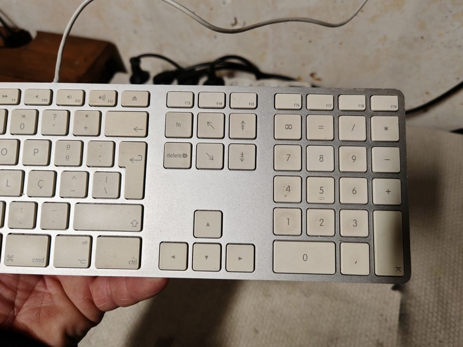 Teclado Apple A1243 PT444521726440253443