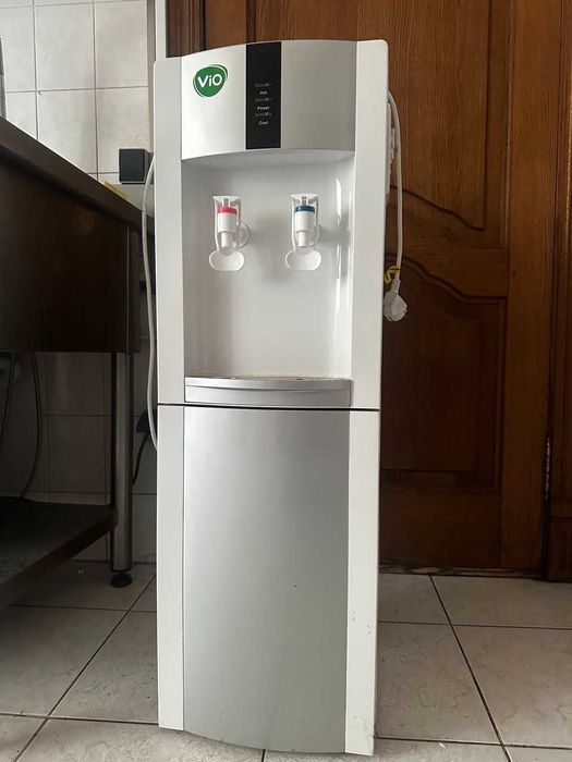 Кулер для води VIO X172-FCC