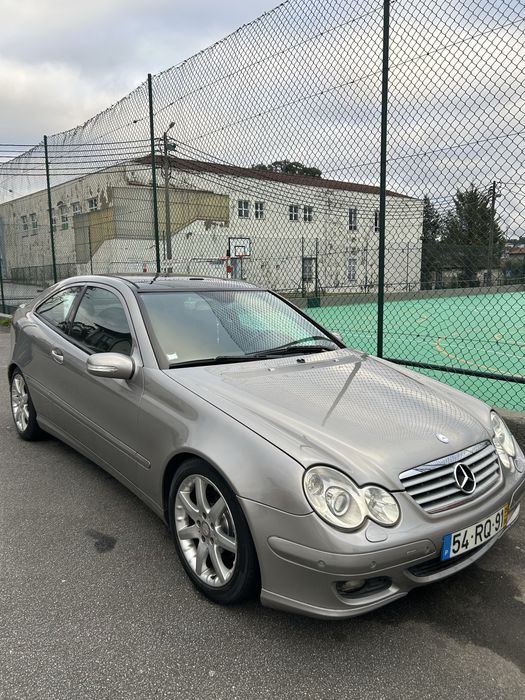 Mercedes benz c220 sport coupé