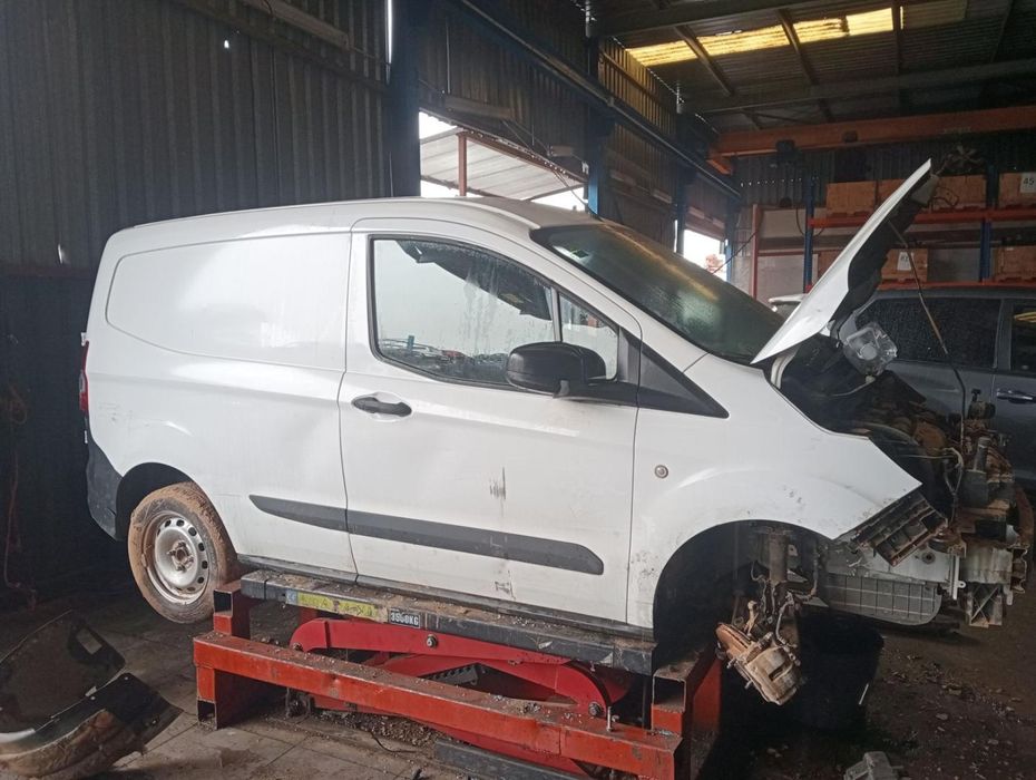 Pára-Choques Dianteiro Ford Transit