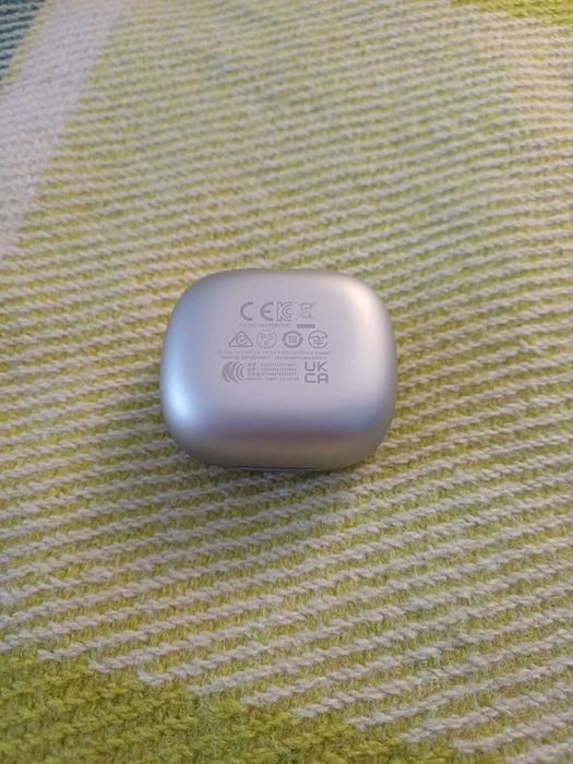 Навушники JBL Live Pro 2