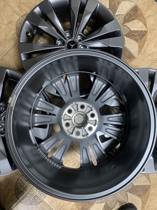 Диски R18 , 6/114.3 , ET50 , 18*7.5J , N83801 5 , 5XA1B