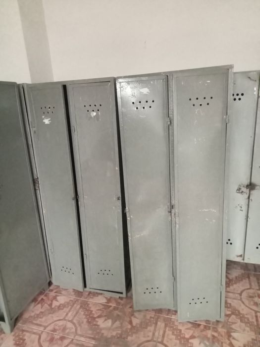 Sprzedam szafki metalowe
