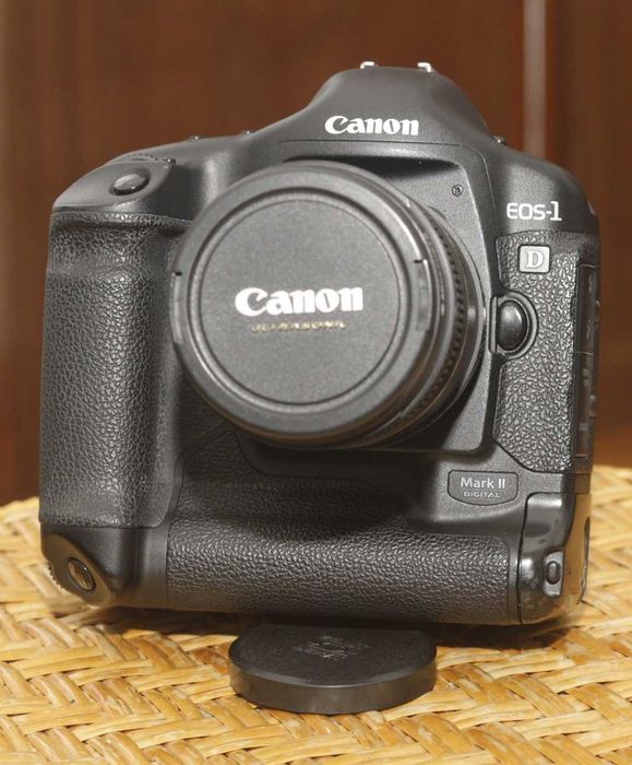 Canon EOS-1D Mark II фотоаппарат купить на OLX.ua