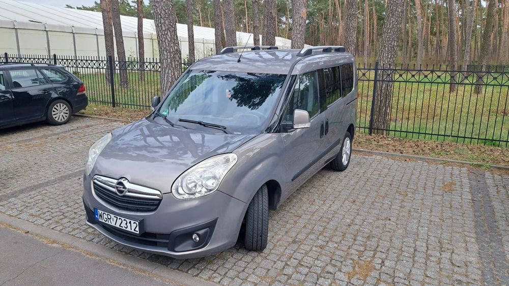 Opel Combo Fiat Doblo Combo siedmioosobowy klima