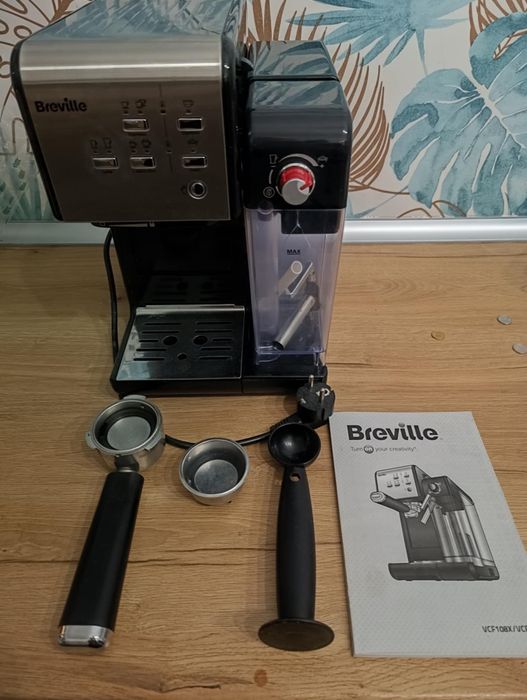 Ekspres do kawy kolbowy Breville