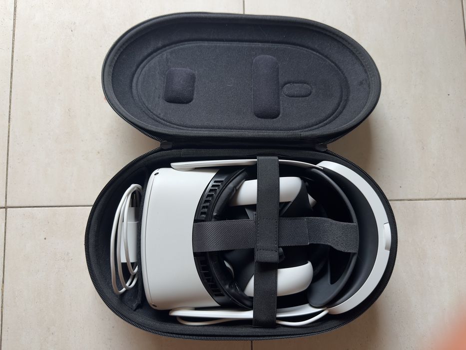 Meta Quest 2 VR Headset 128Gb