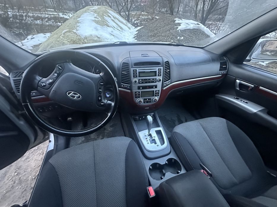 Продам Санта Фе 4х4 v6 2.7 газ/бензин