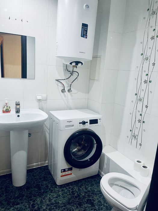 Посуточно 3 комн.кв Хортицкий район (Бабурка)без отключений света!