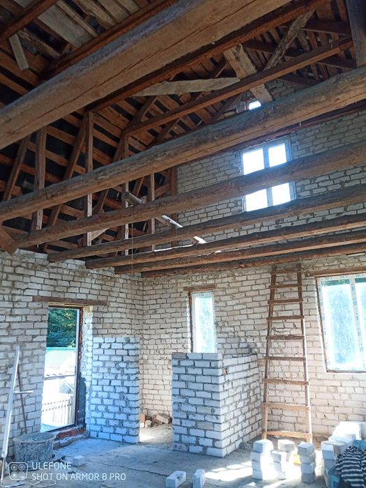 Продам дачу біля лісу