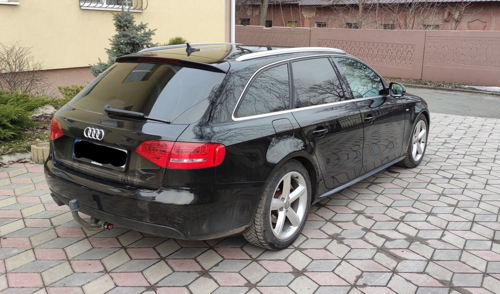 Audi A4 b8 TDI 2.0 S-line  (143 к.с.) 2009 р