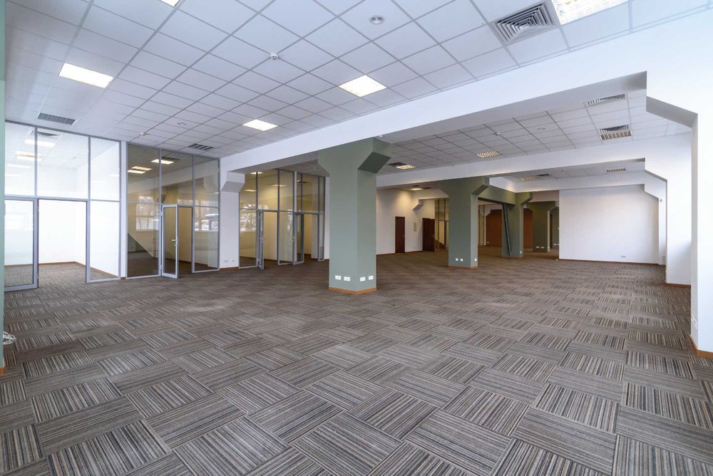 OpenSpace (535 m2) в сучасному бізнес центрі, окремий вхід, без %