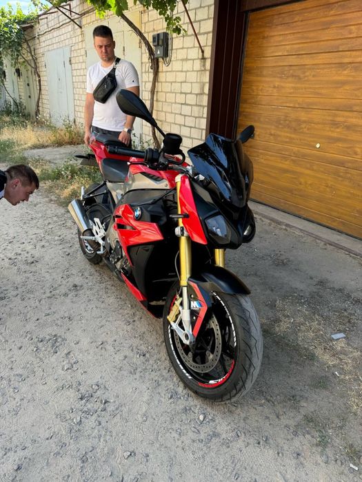 Продам BMW S1000R в гарному стані