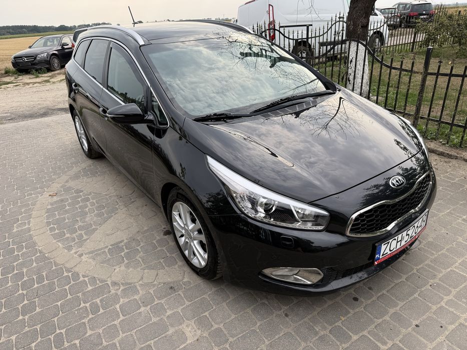 Kia Cee’d 1.4 crdi 2013 rok klima kamera czujniki ladna