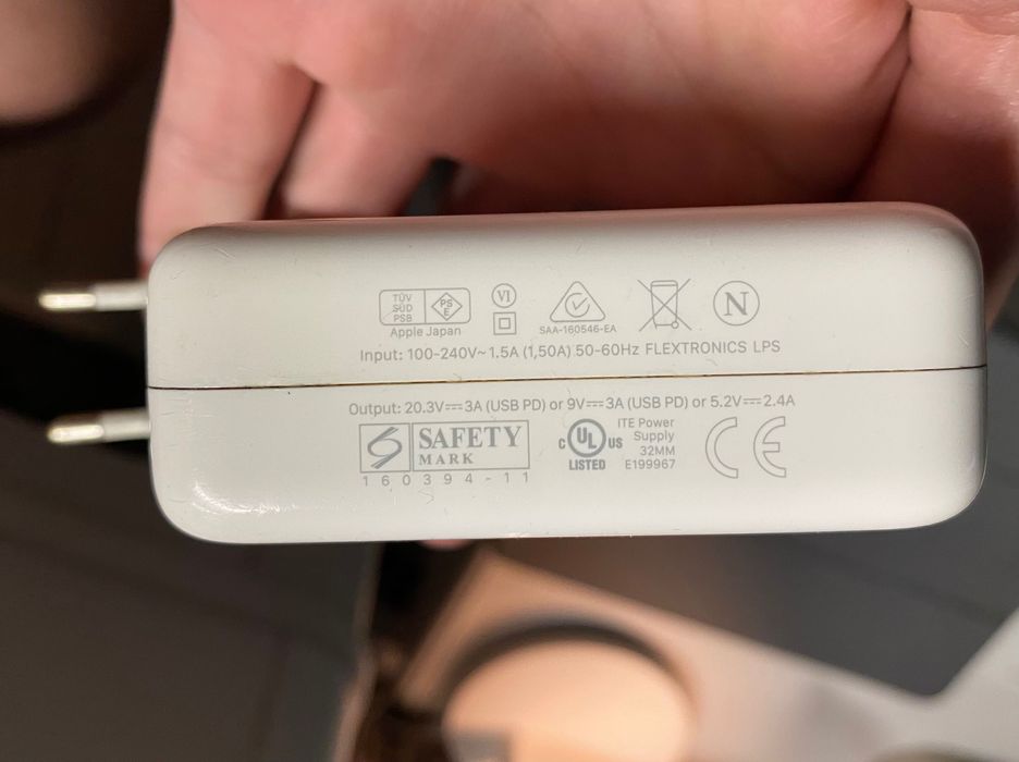 Оригінальний блок живлення Apple USB-C 61W (A1718) швидка зарядка