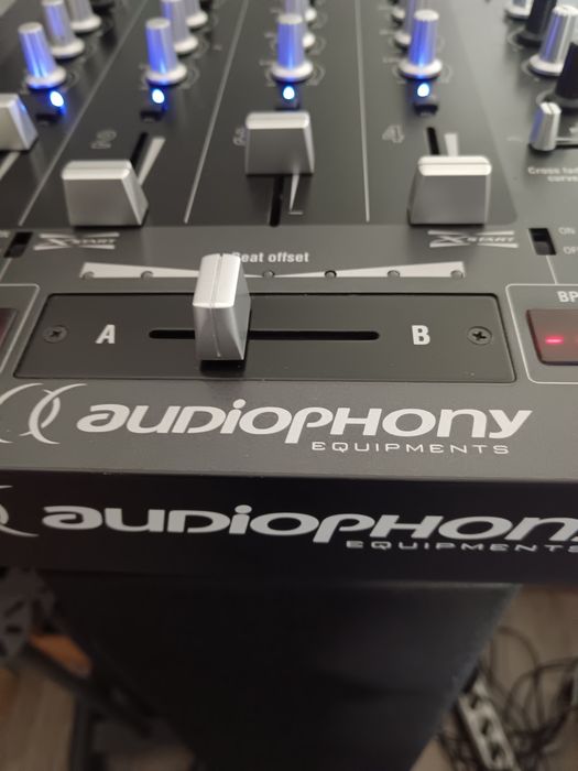 Mesa de mistura DJ Audiophony XS4 de 4 canais
