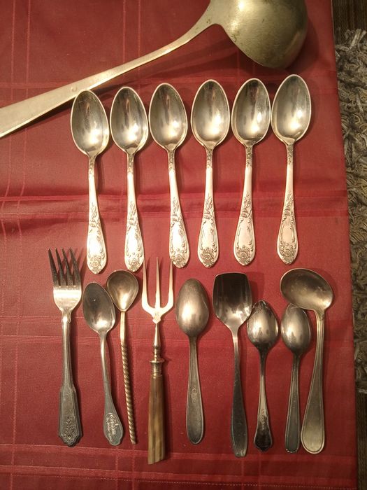 ,Ложки и вилки мельхиоровые  и нержавейка