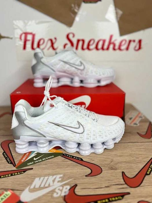 Nike_Shox TL  Biały R.37,5