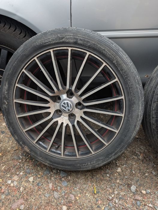 Koła aluminiowe 17" VW 5x112 z oponami 225/45 R17