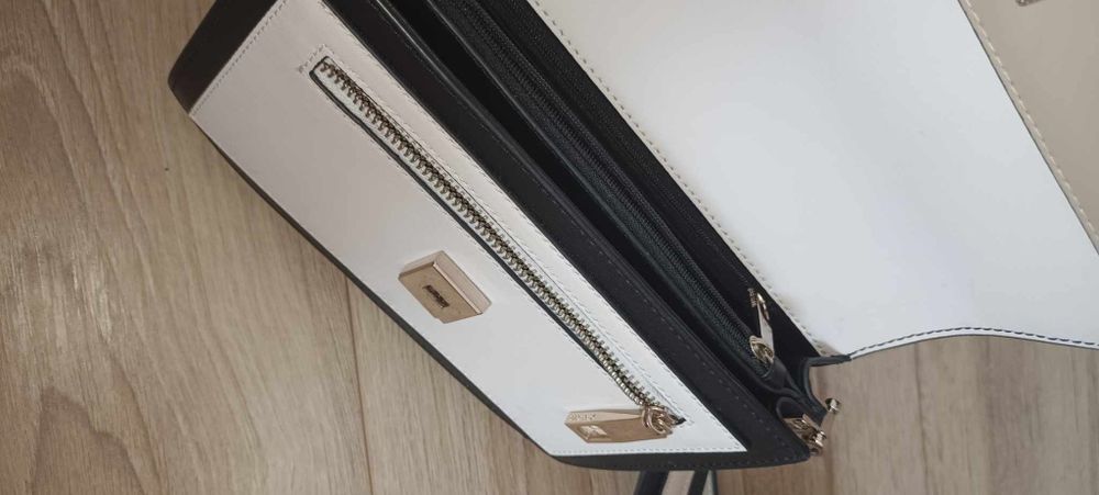 Torebka Listonoszka Gino Rossi