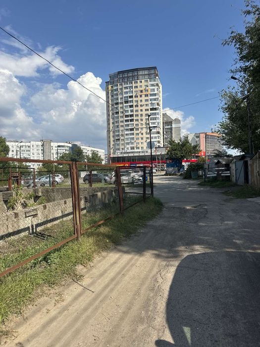 Пропонуємо до продажу гараж в кооперативі на Митниці