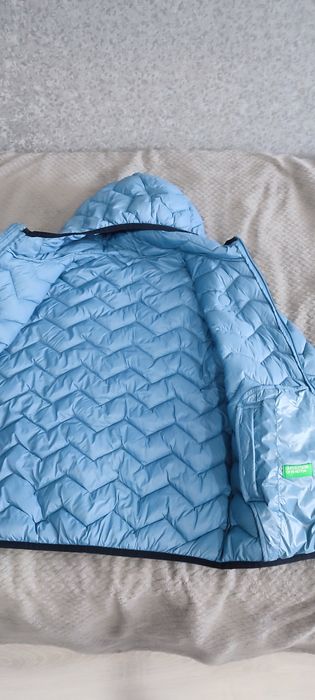 Осеняя курка Benetton